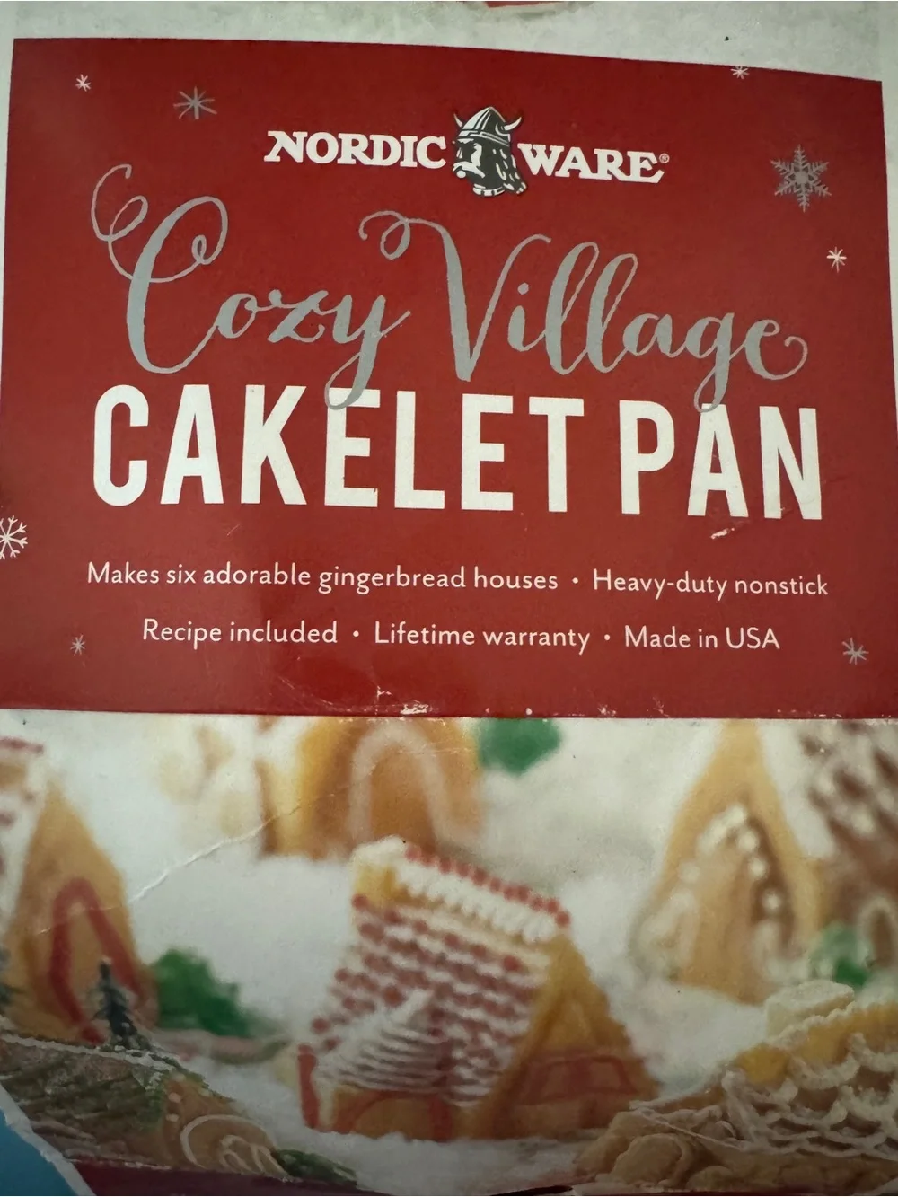 Nordic Ware Cozy Village Cakelet Village Pan